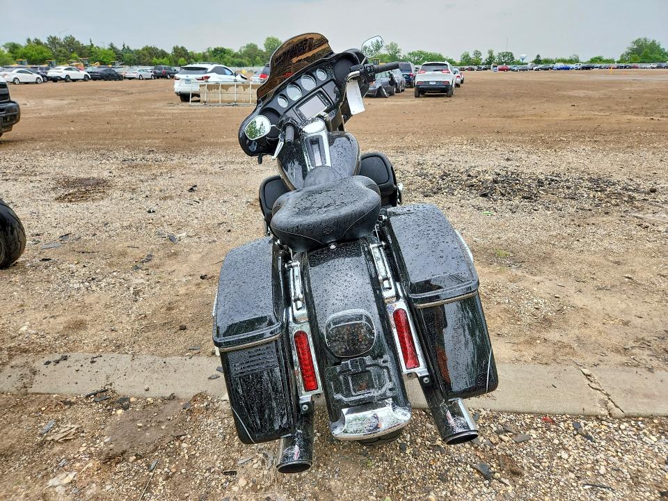 2017 Harley-davidson Fl VIN 1HD1KED11HB611426 COPART salvage auction — SIDE, IL - SALVAGE CERTIFICATE, sold $4,600 on 2026-07-09 (photo 4)