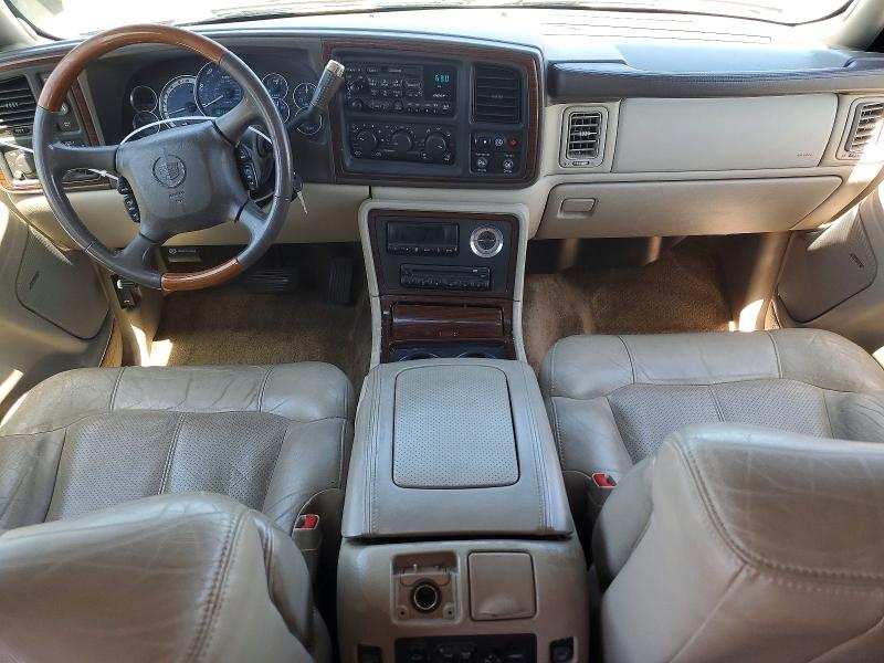 2002 Cadillac Escalade VIN 1GYEC63T32R259208 COPART salvage auction — MINOR DENT/SCRATCHES, Ca - Dis/Dlr/Exp App For Dup Clean, sold $525 on 2026-07-09 (photo 8)