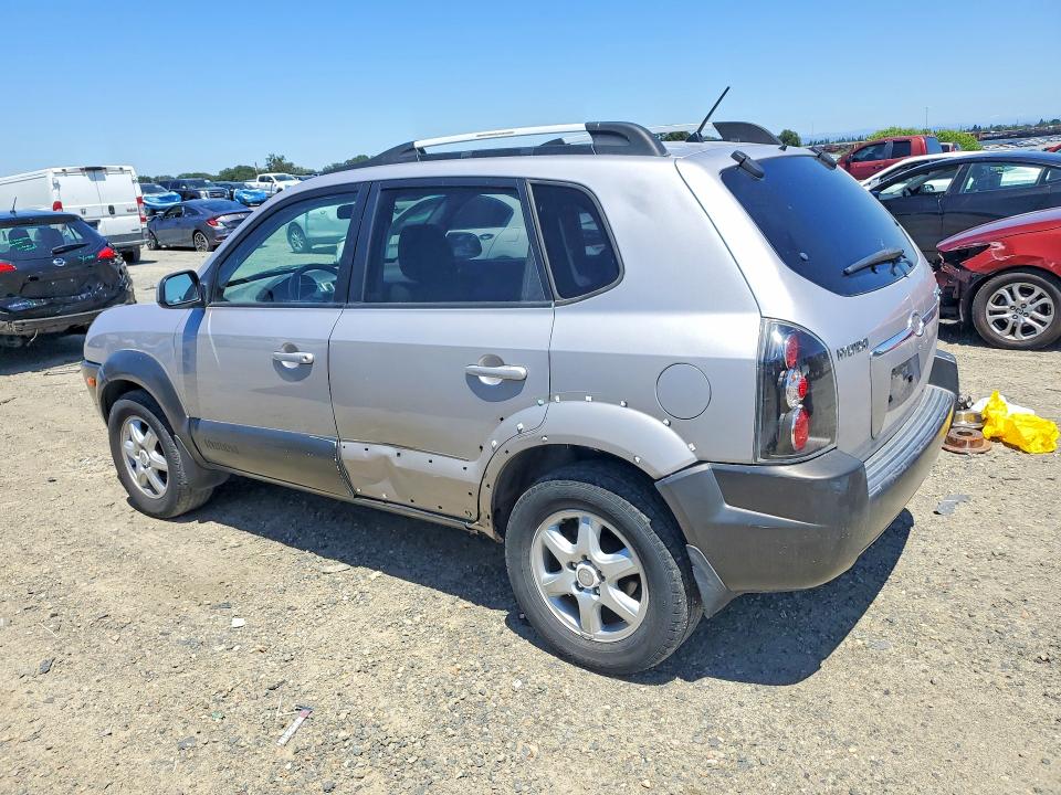 2005 Hyundai Tucson VIN KM8JN12D15U086507 COPART salvage auction — MINOR DENT/SCRATCHES, Ca - Dis/Dlr/Exp Only Clean Title, sold $325 on 2026-07-02 (photo 2)