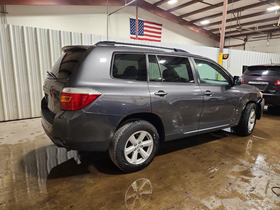 2010 Toyota Highlander VIN 5TDJK3EH7AS031209 COPART salvage auction — FRONT END, Pa - Certificate Of Salvage, sold $400 on 2026-07-24 (photo 3)