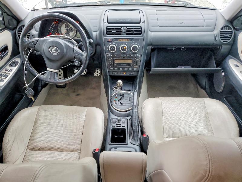 2004 Lexus Is VIN JTHBD192840090882 COPART salvage auction — MINOR DENT/SCRATCHES, Wa - Aff Of Loss/Rel Of Interest, sold $200 on 2026-07-27 (photo 8)