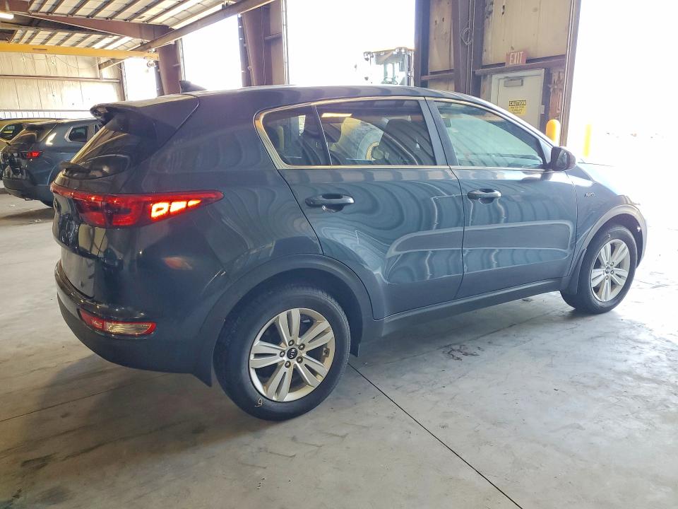 2018 Kia Sportage VIN KNDPMCAC2J7419666 COPART salvage auction — MINOR DENT/SCRATCHES, Mi - Certificate Of Title, sold $200 on 2026-07-21 (photo 3)
