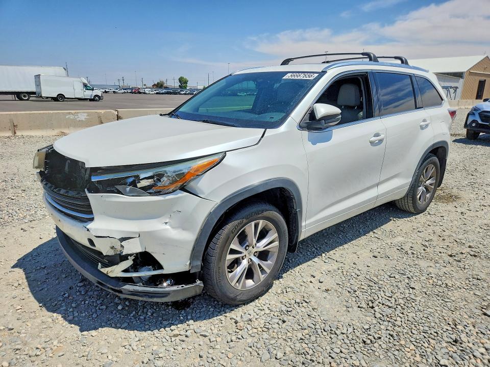 2015 Toyota Highlander VIN 5TDJKRFH7FS142139 — COPART salvage auction photo
