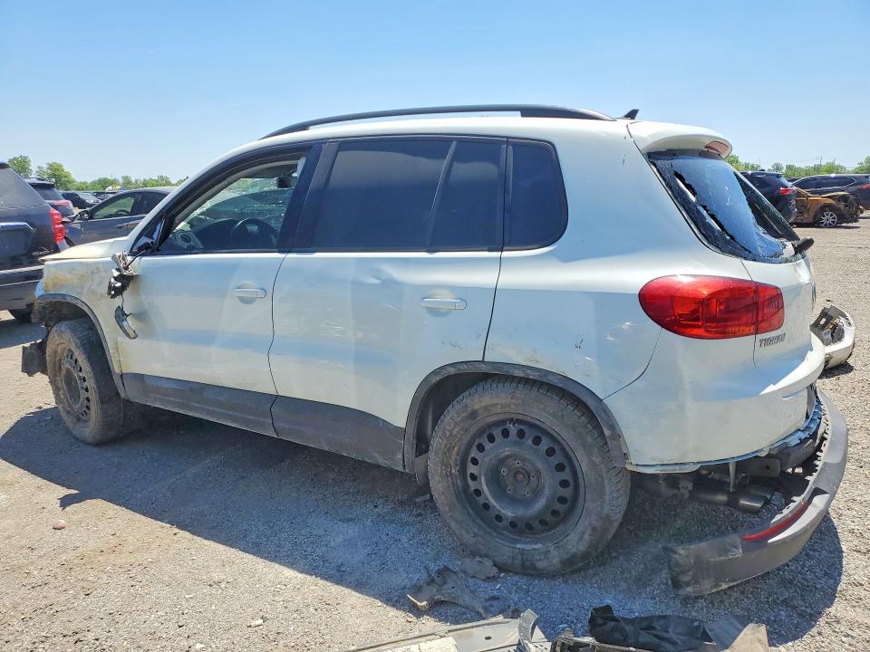 2015 Volkswagen Tiguan VIN WVGJV7AX5FW590689 COPART salvage auction — VANDALISM, On - Permit Salvage, sold $300 on 2026-07-07 (photo 2)