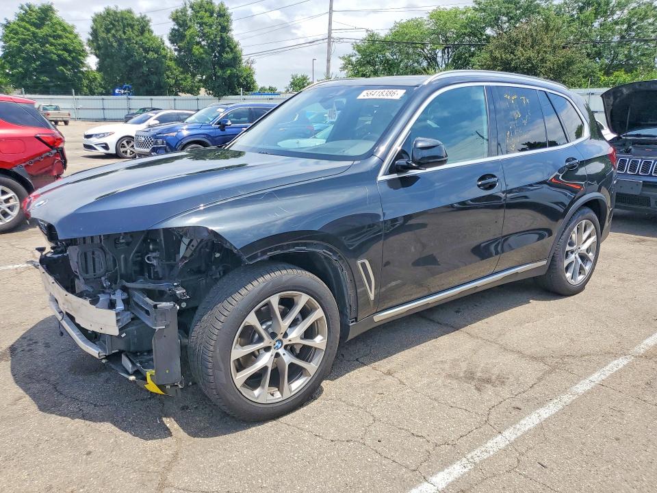 2019 BMW VIN 5UXCR6C58KLL21751 COPART salvage auction — FRONT END, Oh - Cert Of Title-Salvage, sold $21,100 on 2026-07-15 (photo 1)