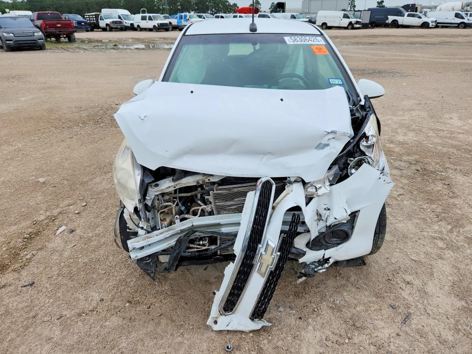 2014 Chevrolet Spark VIN KL8CD6S95EC508589 COPART salvage auction — FRONT END, Tx - Salvage Vehicle Title, sold $550 on 2026-07-02 (photo 5)