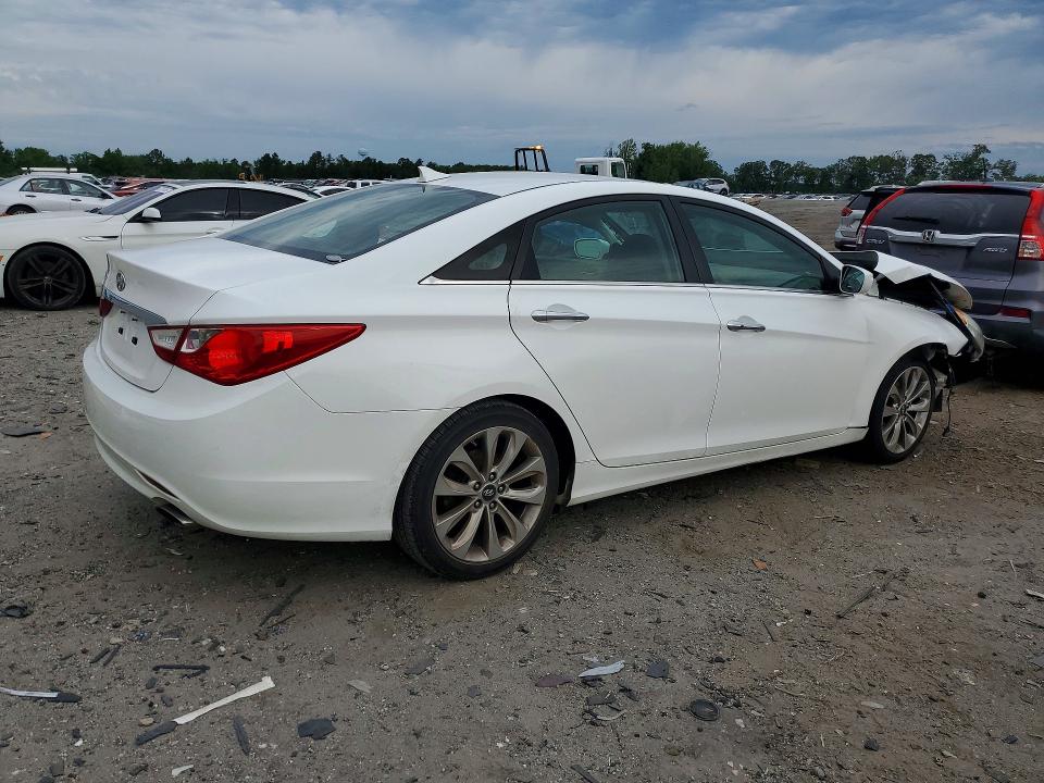 2013 Hyundai VIN 5NPEC4AC0DH701790 COPART salvage auction — FRONT END, Va - Cert Of Title - Salvage, sold $200 on 2026-07-22 (photo 3)