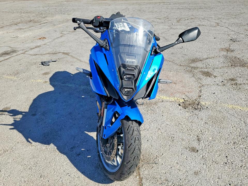 2024 Suzuki Gsx VIN JS1EM13B9R7101212 COPART salvage auction — SIDE, Nv - Salvage Title, sold $1,650 on 2026-07-09 (photo 2)