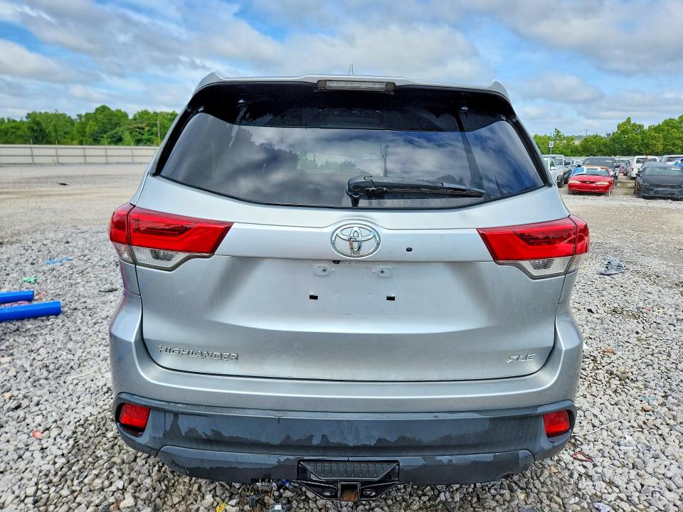 2017 Toyota VIN 5TDKZRFH5HS194873 COPART salvage auction — FRONT END, Al - Cert Of Title-Salvage Title, sold $250 on 2026-07-28 (photo 6)
