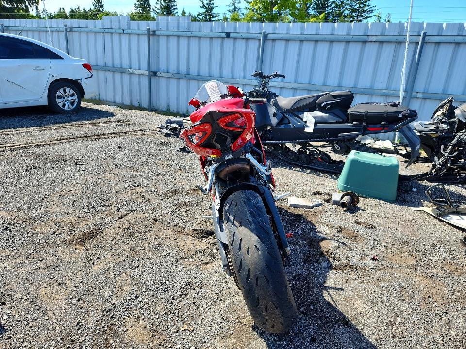 2017 Ducati Panigale VIN ZDM14B1W9HB004639 COPART salvage auction — SIDE, On - Permit No Brand - Unfit, sold $4,850 on 2026-08-13 (photo 4)