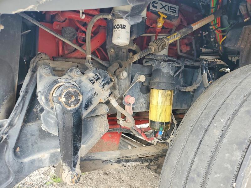 2025 Kenworth T680 VIN 1XKYD49X1SJ158606 COPART salvage auction — ALL OVER, TX - CERTIFICATE OF TITLE, sold $21,200 on 2026-07-14 (photo 7)