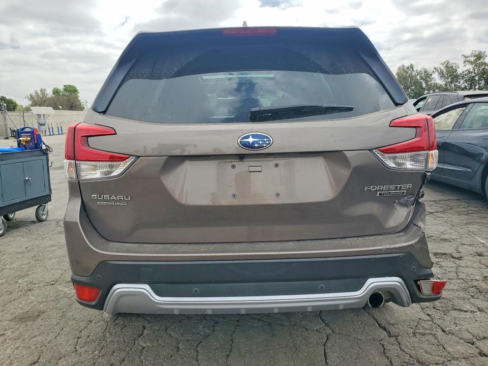 2023 Subaru Forester VIN JF2SKARC5PH413518 COPART salvage auction — REAR END, Ca - Salvage Certificate, sold $8,700 on 2026-07-30 (photo 6)