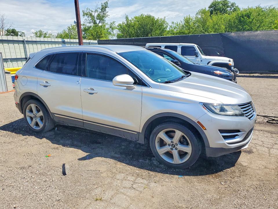 2017 Lincoln Mkc VIN 5LMCJ1C99HUL28864 COPART salvage auction — SIDE, MI - CERTIFICATE OF TITLE, sold $1,650 on 2026-07-17 (photo 4)