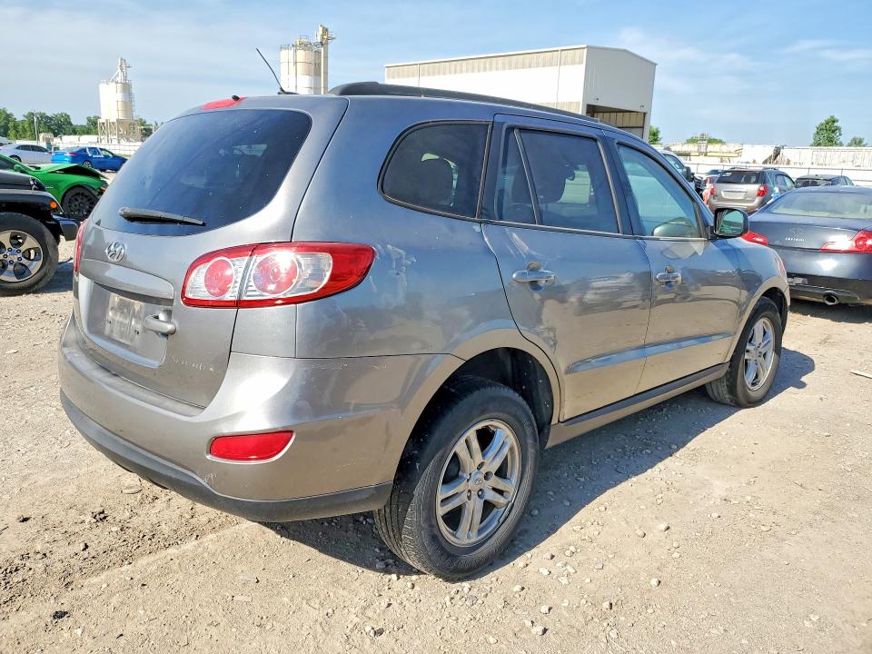 2011 Hyundai Santa fe VIN 5XYZG3AB8BG068726 COPART salvage auction — FRONT END, Mo - Salvage Certificate Of Title, sold $825 on 2026-07-14 (photo 3)