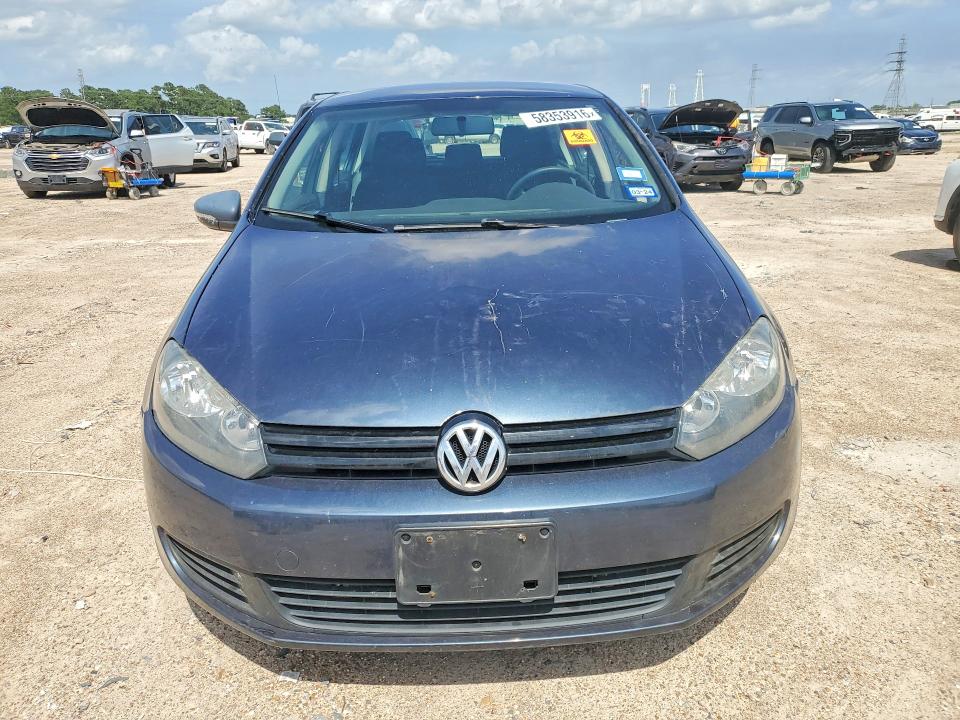 2013 Volkswagen VIN WVWDB7AJ2DW027148 COPART salvage auction — SIDE, Tx - Salvage Vehicle Title, sold $950 on 2026-08-07 (photo 5)