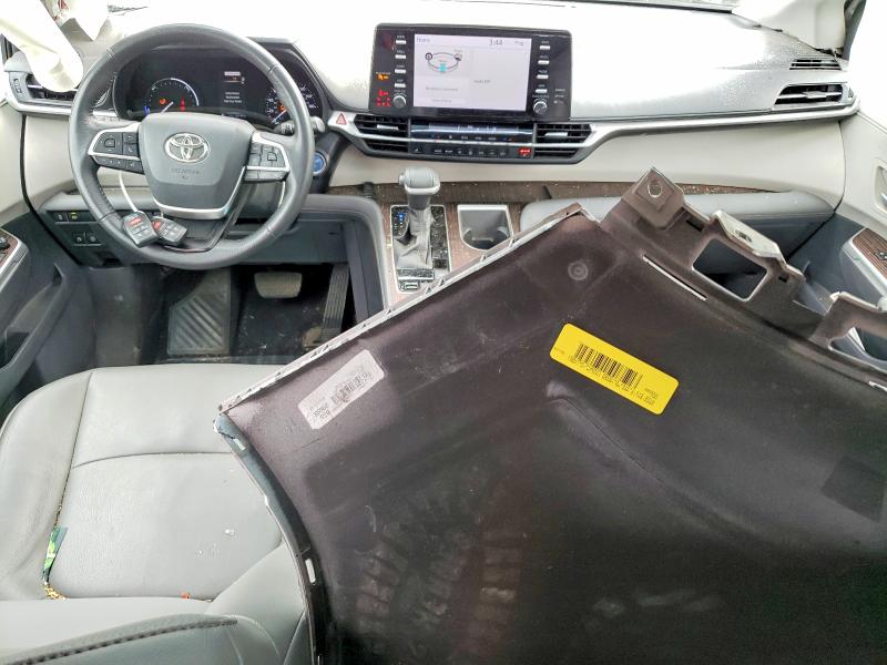 2021 Toyota Sienna VIN 5TDYSKFC1MS029908 COPART salvage auction — ROLLOVER, Ct - Certificate Of Title, sold $6,700 on 2026-07-09 (photo 8)