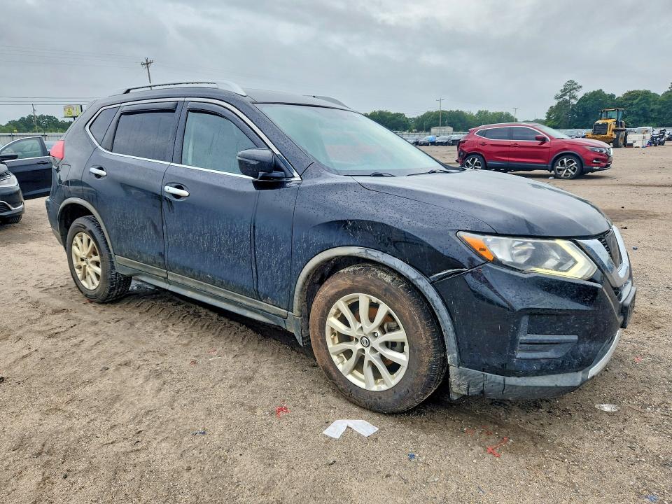 2017 Nissan Rogue VIN KNMAT2MT3HP614040 COPART salvage auction — FRONT END, FL - CERT OF TITLE SLVG REBUILDABLE, sold $1,050 on 2026-07-02 (photo 4)