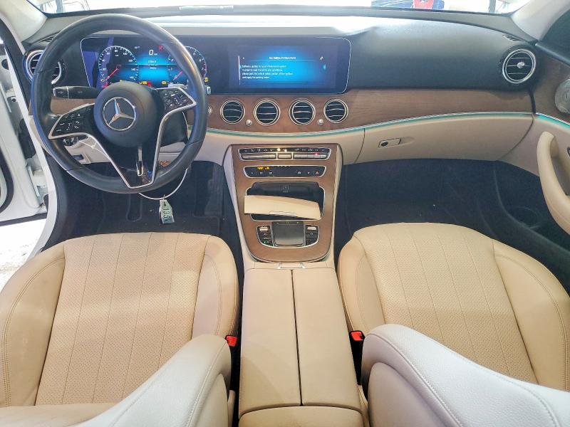 2022 Mercedes-benz E-klasse VIN W1KZF8DB7NB089776 COPART salvage auction — WATER/FLOOD, Ky - Cert Of Title-Salvage Water, sold $800 on 2026-07-27 (photo 8)