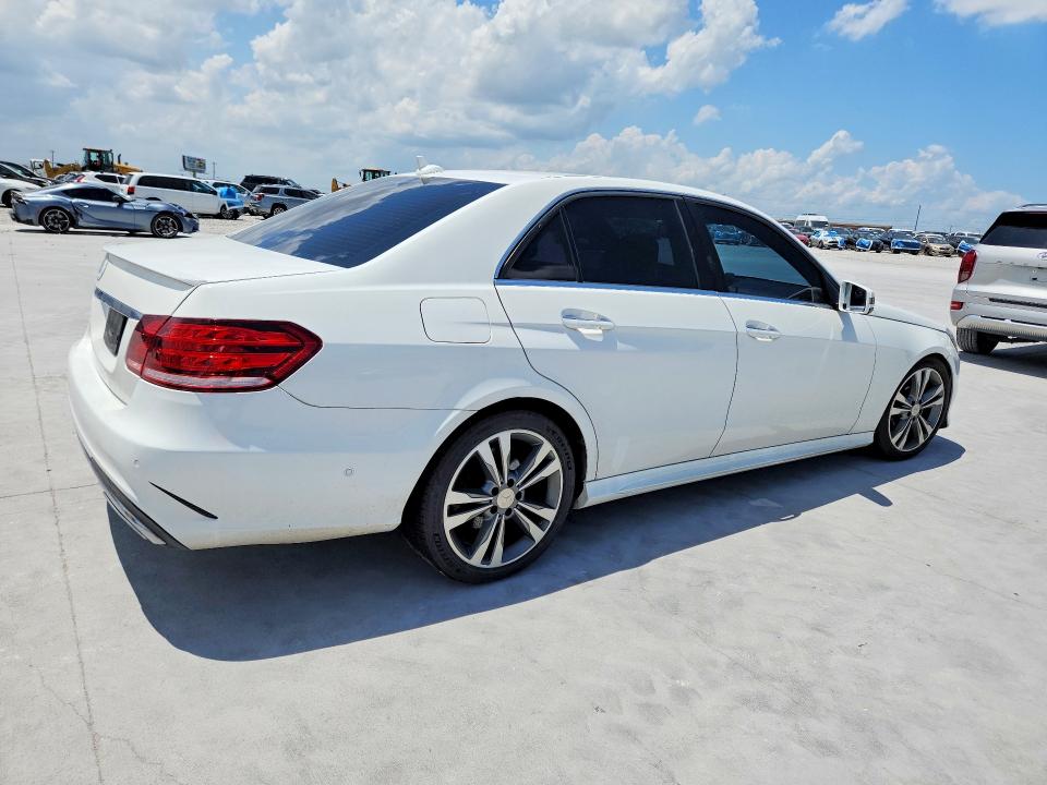 2016 Mercedes-benz E-class VIN WDDHF5KB0GB250856 COPART salvage auction — WATER/FLOOD, Tx - Salvage Title-Flood Damage, sold $1,900 on 2026-07-31 (photo 3)