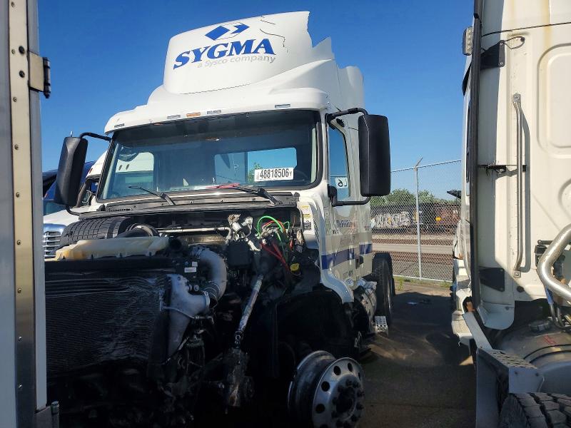 2023 Volvo Vnr VIN 4V4WC9EG6PN340122 COPART salvage auction — FRONT END, Oh - Cert Of Title-Salvage, sold $175 on 2026-07-30 (photo 2)