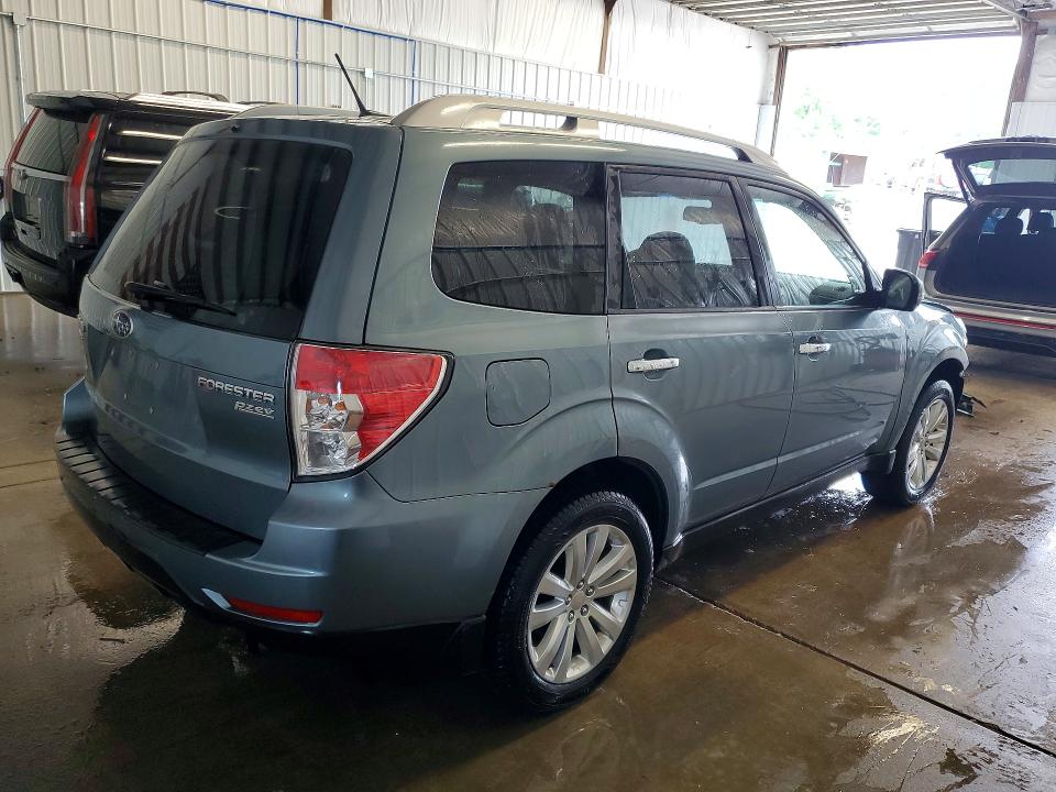 2011 Subaru Forester VIN JF2SHAGC8BH729151 COPART salvage auction — FRONT END, Pa - Cert Of Title, sold $475 on 2026-07-29 (photo 3)