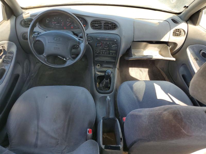 2000 Hyundai Elantra VIN KMHJW35F1YU175584 COPART salvage auction — REAR END, Nv - Salvage Title, sold $125 on 2026-07-06 (photo 8)