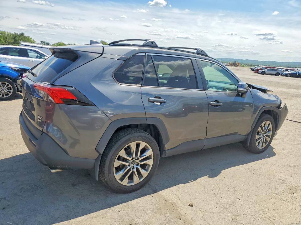 2019 Toyota Rav 4 VIN 2T3A1RFV5KC059571 COPART salvage auction — FRONT END, PA - CERTIFICATE OF SALVAGE, sold $9,300 on 2026-07-02 (photo 3)