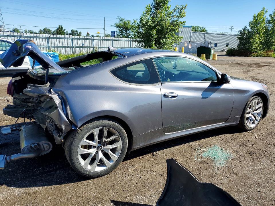 2015 Hyundai Genesis VIN KMHHU6KJ3FU127435 COPART salvage auction — REAR END, On - Permit Irrepairable, sold $925 on 2026-07-09 (photo 3)