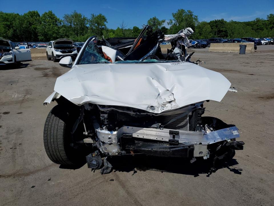 2025 Mercedes-benz C class VIN W1KAF4HB5SR242559 COPART salvage auction — ROLLOVER, FL - CERTIFICATE OF DESTRUCTION, sold $2,250 on 2026-07-08 (photo 5)