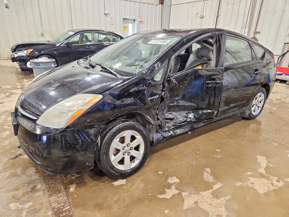 2007 Toyota Prius VIN JTDKB20U573293114 COPART salvage auction — SIDE, Wi - Junked Vehicle Bill Of Sale, sold $350 on 2026-07-06 (photo 1)