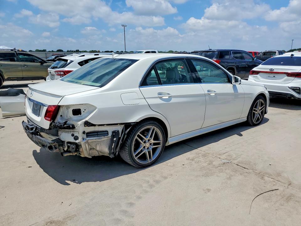 2014 Mercedes-benz E-klasse VIN WDDHF5KB6EA796368 COPART salvage auction — REAR END, TX - SALVAGE VEHICLE TITLE (P), sold $3,750 on 2026-07-16 (photo 3)