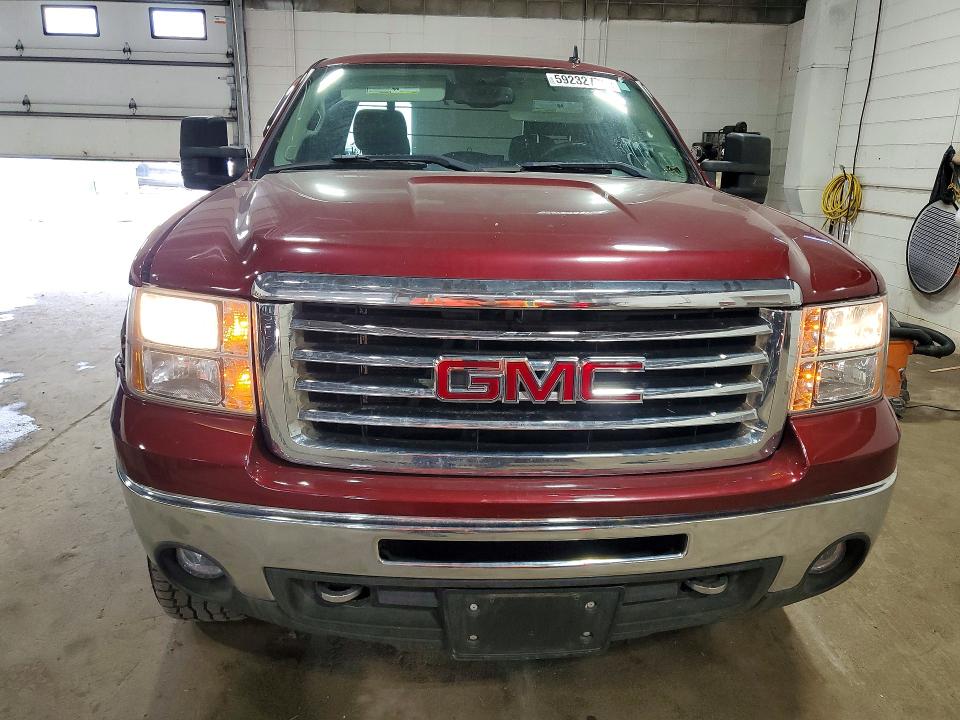2013 Gmc SIERRA VIN 1GTR2VE76DZ302365 COPART salvage auction — MINOR DENT/SCRATCHES, Wi - Certificate Of Title, sold $2,200 on 2026-07-28 (photo 5)