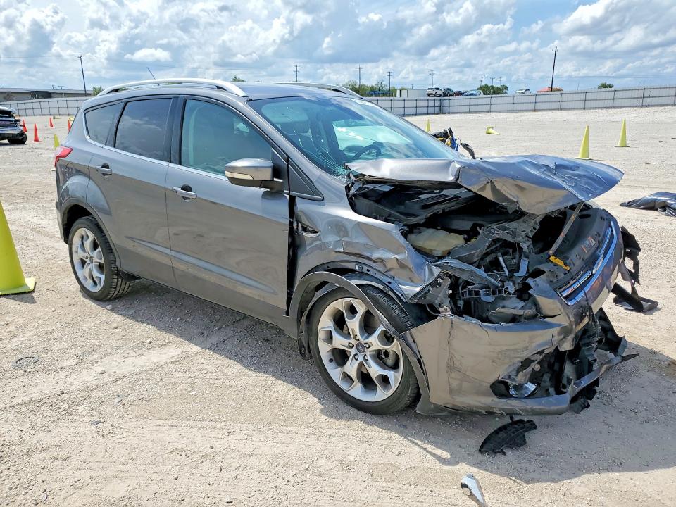 2014 Ford Escape VIN 1FMCU0J98EUA92615 COPART salvage auction — FRONT END, Tx - Salvage Vehicle Title, sold $350 on 2026-07-02 (photo 4)