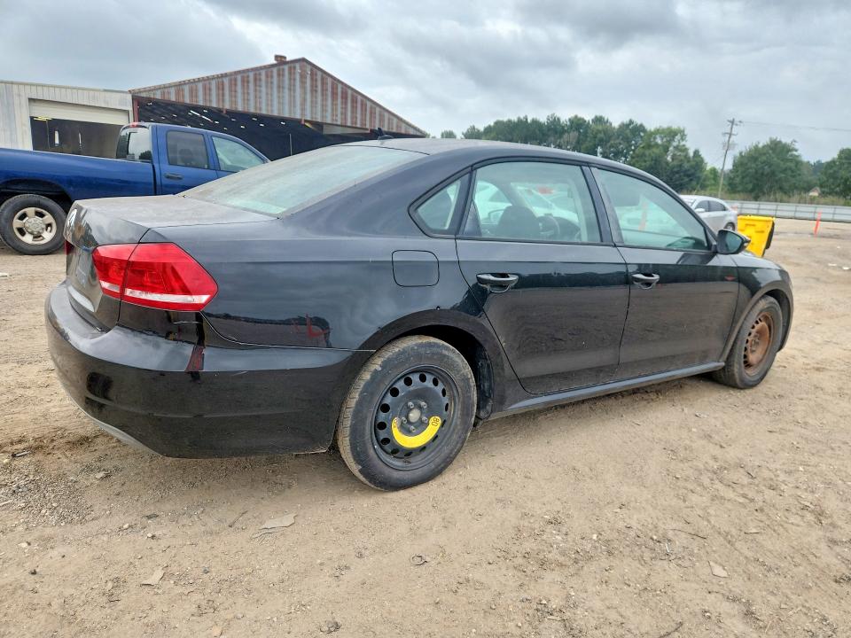 2012 Volkswagen Passat VIN 1VWAH7A33CC033508 COPART salvage auction — MINOR DENT/SCRATCHES, La - Certificate Of Title (P), sold $700 on 2026-07-04 (photo 3)