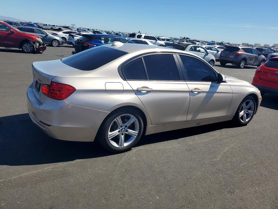 2014 BMW 3 series VIN WBA3B1C50EPV79717 COPART salvage auction — SIDE, CA - SALVAGE CERTIFICATE, sold $775 on 2026-07-22 (photo 3)