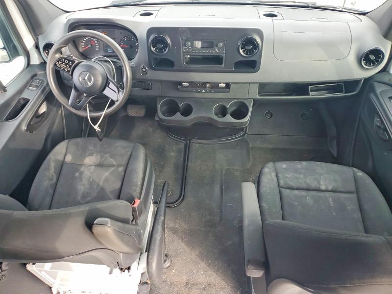 2019 Mercedes-benz Sprinter VIN WD3PF1CD3KP029496 COPART salvage auction — ROOF, Id - Certificate Of Title (P), sold $20,100 on 2026-07-15 (photo 8)