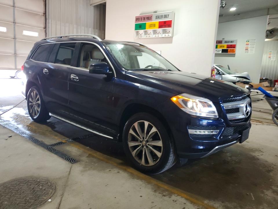2015 Mercedes-benz VIN 4JGDF6EE1FA520908 COPART salvage auction — NORMAL WEAR, Fl - Certificate Of Title, sold $4,150 on 2026-07-30 (photo 4)