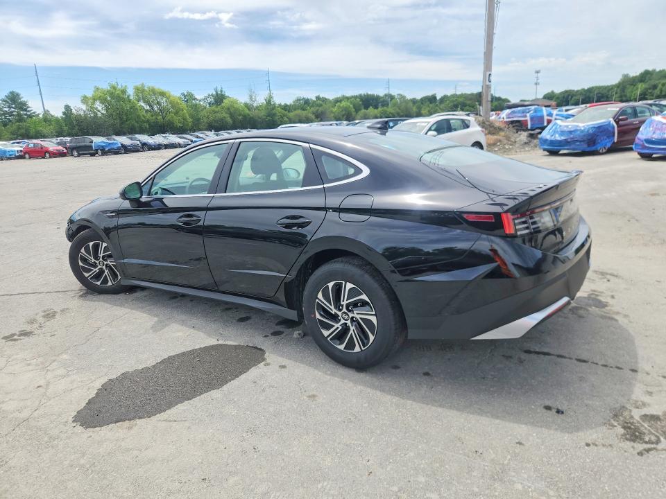 2026 Hyundai Sonata hybrid VIN KMHL24JJ5TA169849 COPART salvage auction — FRONT END, Fl - Cert Of Title Slvg Rebuildable, sold $8,500 on 2026-07-20 (photo 2)