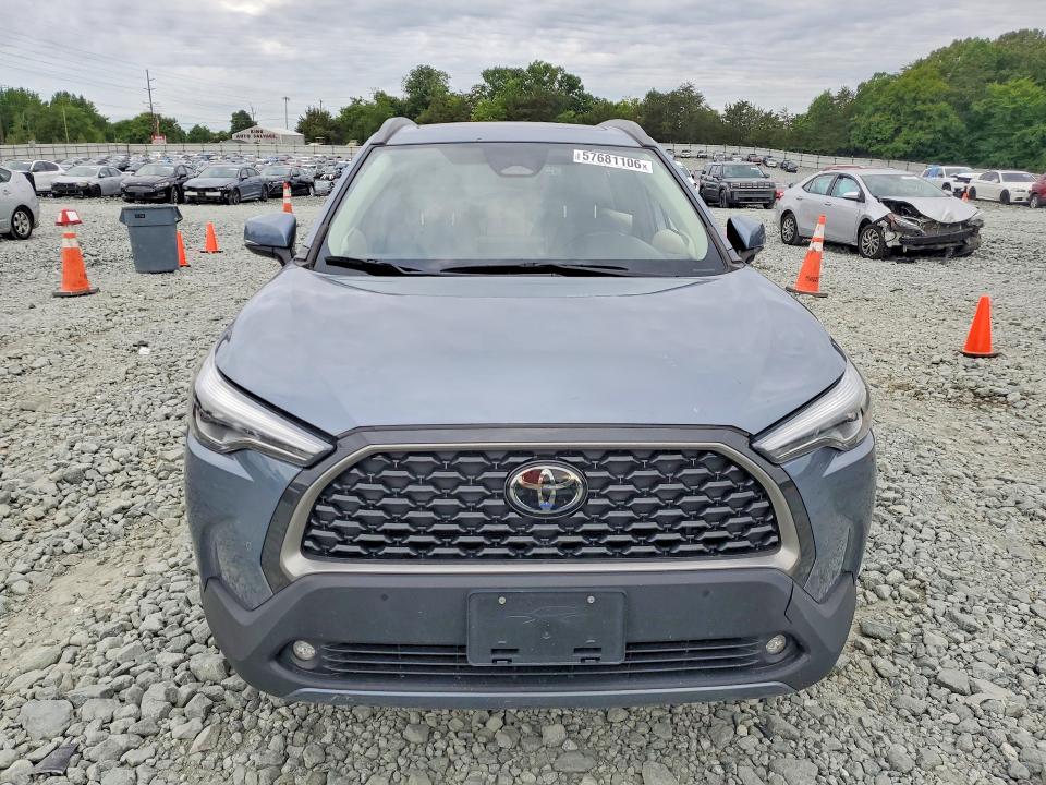 2023 Toyota Corolla cross VIN 7MUDAABGXPV050660 COPART salvage auction — SIDE, NC - SALVAGE CERTIFICATE OF TITLE, sold $10,200 on 2026-07-29 (photo 5)