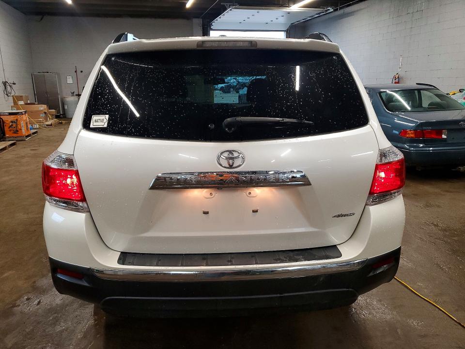 2012 Toyota VIN 5TDBK3EH5CS141134 COPART salvage auction — FRONT END, Ia - Cert Of Title-Salvage Title, sold $2,550 on 2026-07-22 (photo 6)