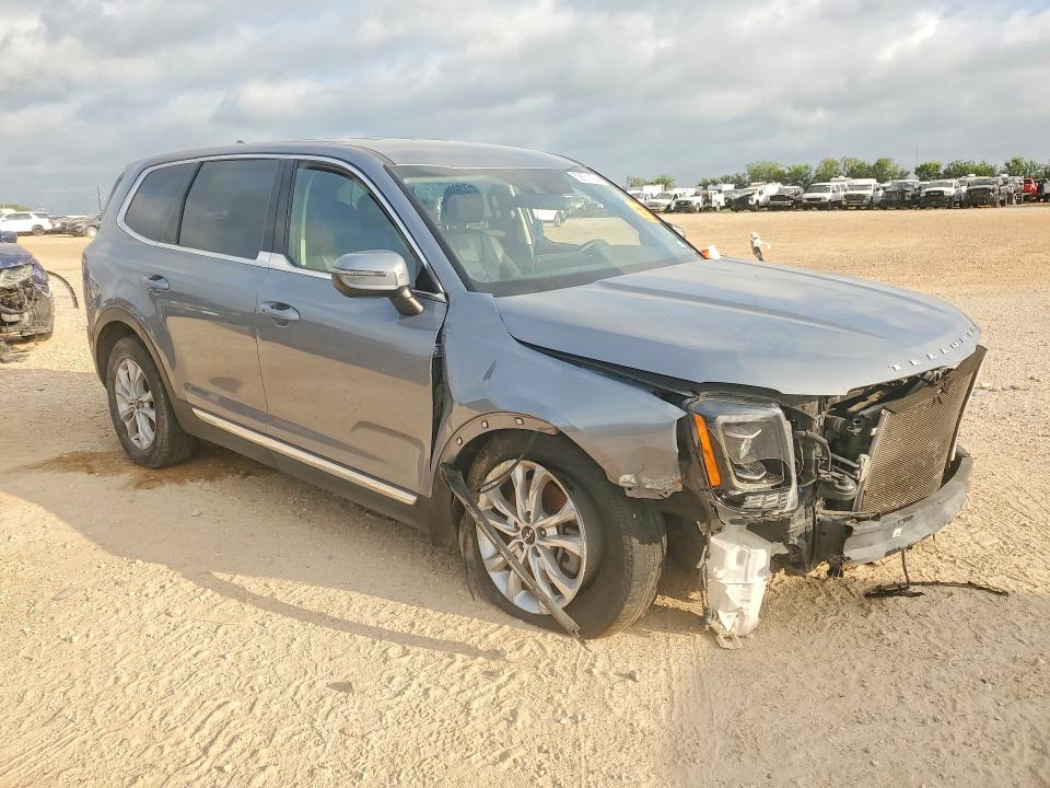 2022 Kia Telluride VIN 5XYP2DHC7NG229811 COPART salvage auction — FRONT END, Tx - Certificate Of Title, sold $4,750 on 2026-07-30 (photo 4)