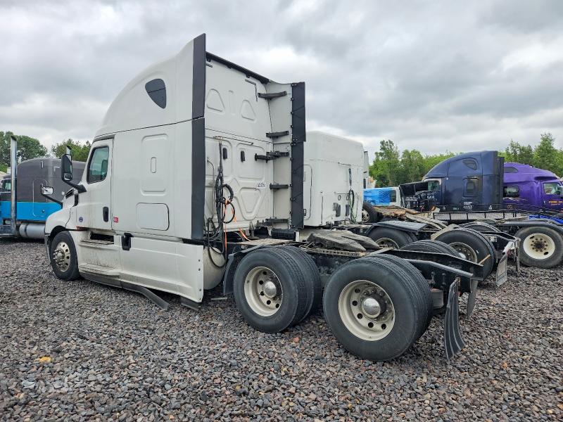 2020 Freightliner Cascadia 126 VIN 3AKJHHDRXLSLR0190 COPART salvage auction — FRONT END, WV - CERTIFICATE OF TITLE, sold $11,400 on 2026-07-14 (photo 3)
