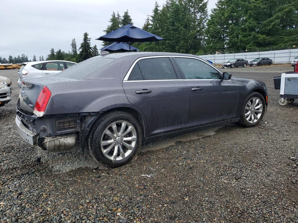 2017 Chrysler 300 VIN 2C3CCARG4HH521910 COPART salvage auction — REAR END, WA - BILL OF SALE, sold $2,300 on 2026-07-17 (photo 3)