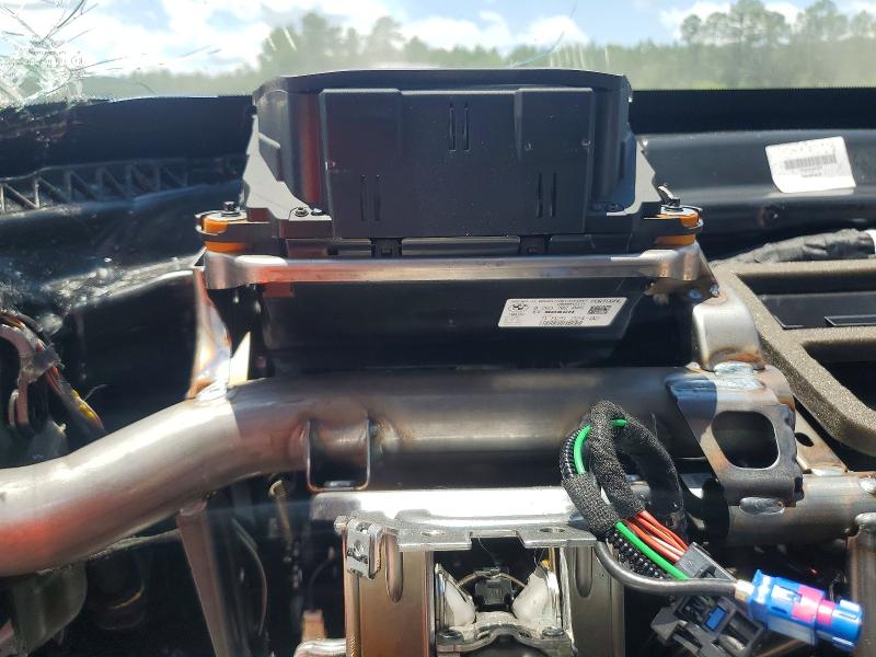 2023 Mini VIN WMZ83BR07P3R21004 COPART salvage auction — FRONT END, SC - CERT OF TITLE-SALVAGE, sold $3,600 on 2026-07-27 (photo 9)