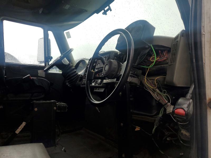2010 International 7000-series VIN 1HTWGAZR4AJ259926 COPART salvage auction — MINOR DENT/SCRATCHES, Fl - Certificate Of Destruction, sold $2,100 on 2026-07-09 (photo 5)