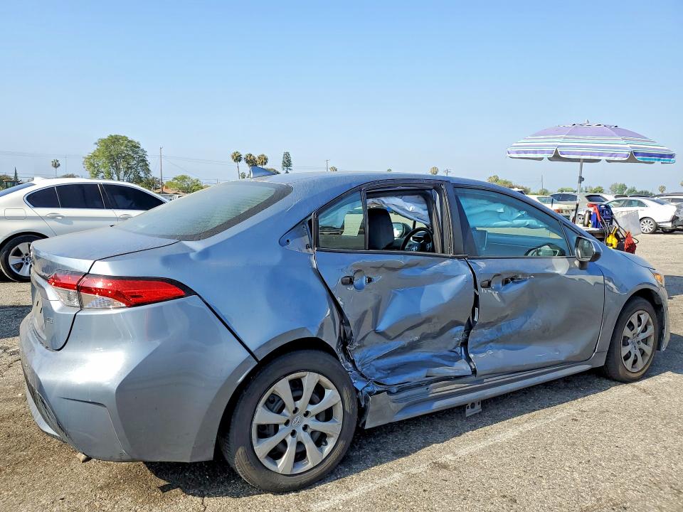 2020 Toyota Corolla VIN 5YFEPRAE1LP094450 COPART salvage auction — SIDE, Ca - Salvage Certificate, sold $4,200 on 2026-07-31 (photo 3)
