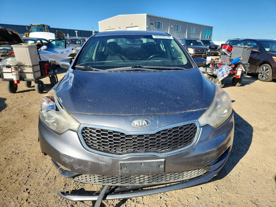 2014 Kia Forte VIN KNAFX4A80E5199303 COPART salvage auction — FRONT END, Ab - Bos - Salvage, sold $675 on 2026-07-09 (photo 5)
