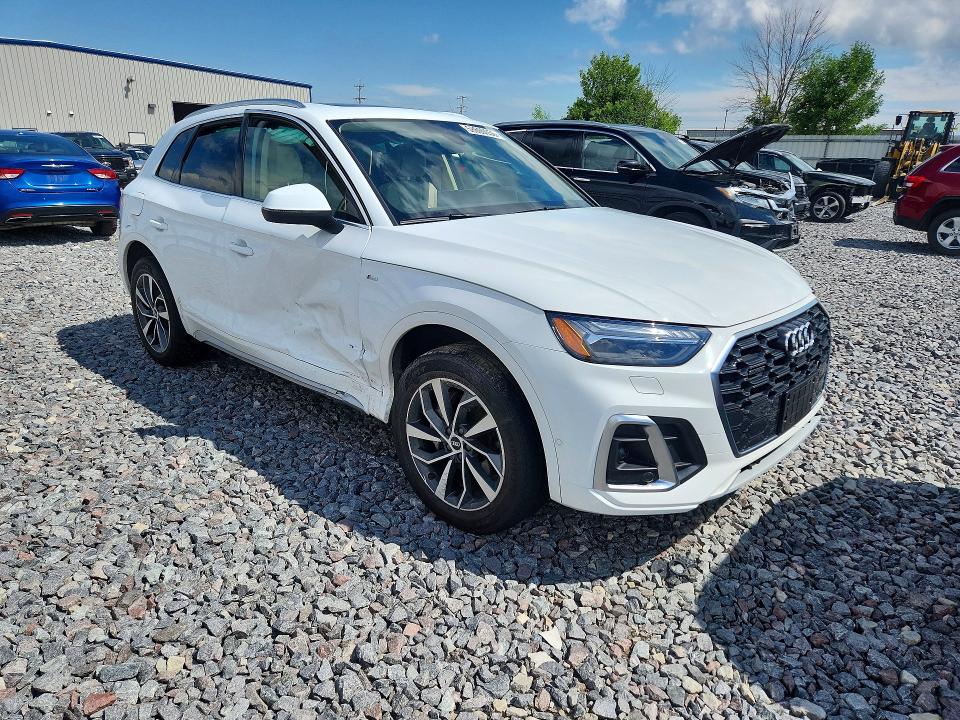 2022 Audi VIN WA1FAAFYXN2027268 COPART salvage auction — SIDE, Wi - Cert Of Title-Salvage Vehicle, sold $13,800 on 2026-07-06 (photo 4)