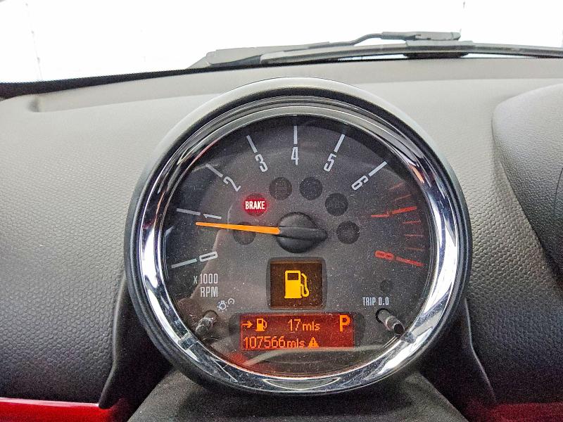 2016 Mini Cooper VIN WMWXD1C52GWT97635 COPART salvage auction — MINOR DENT/SCRATCHES, FL - CERTIFICATE OF TITLE, sold $3,100 on 2026-07-09 (photo 9)