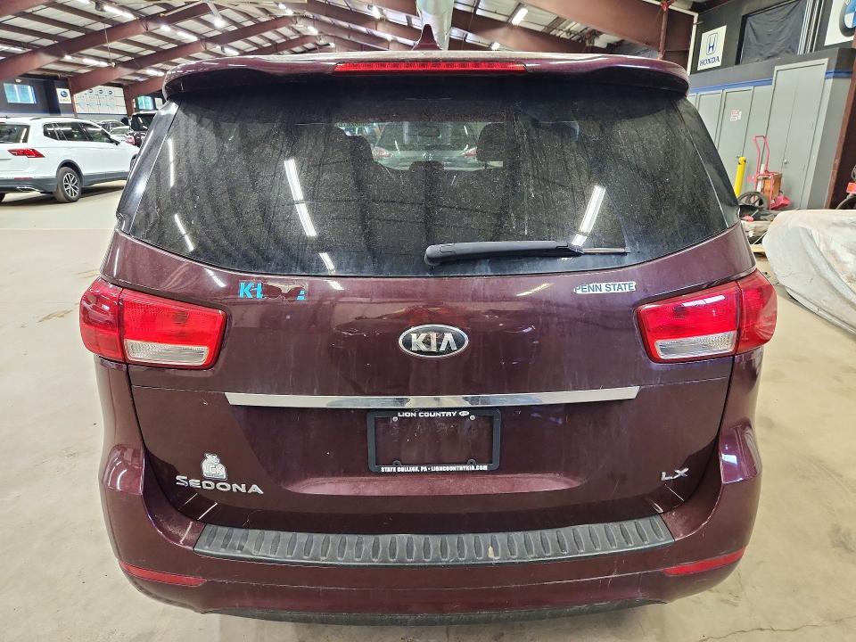 2017 Kia SEDONA VIN KNDMB5C16H6308506 COPART salvage auction — MINOR DENT/SCRATCHES, PA - CERT OF TITLE, sold $2,600 on 2026-07-27 (photo 6)